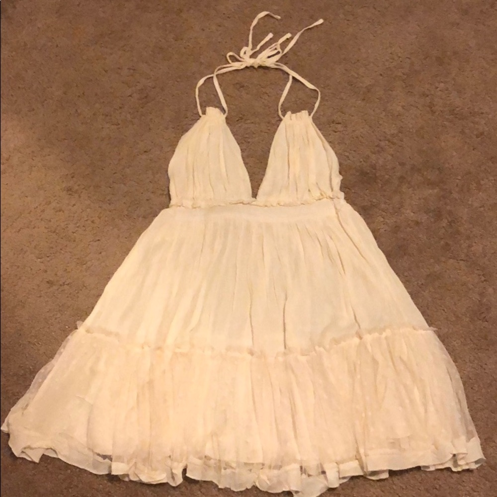 Adorable, brand new, off white babydoll dress, med